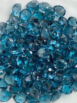 ลอนดอนบลูโทปาสหยดน้ำ 5X4 มม. 5 กะรัต