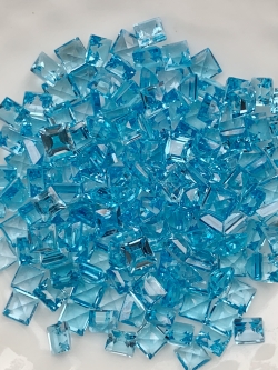 สวิสบลูโทปาสสี่เหลี่ยม 3 มม. 5 กะรัต