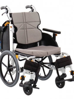 รถเข็นแบรนด์ญี่ปุ่น Matsunaga Wheelchair (車いす) รุ่น NEXT-61B ดีไซน์สวย พนักพิงปรับระดับได้ พกพาสะดวก หลากหลายฟังก์ชั่น