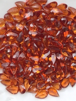 สเปสซาไทหยดน้ำ 5X3 มม. 1 กะรัต