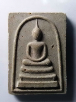 รหัสสินค้า พระสมเด็จ วัดต่างๆ 264 พระสมเด็จเนื้อผง หลวงปู่เหรียญ วรลาโภ วัดอรัญบรรพต สร้างปี 2539 รุ่นประทานพร