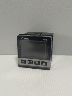 Delta Temperature Controller DTK7272C12 (DC current 4 ~ 20 mA)