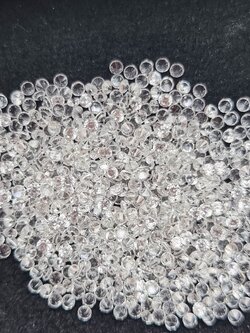 เพทายขาวกลมเจียรเหลี่ยม Size 1.7 มม. 1 กะรัต