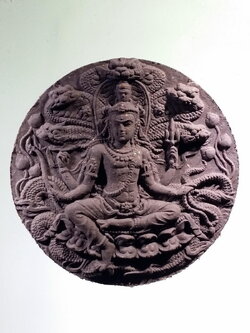 รหัสสินค้า จตุคามรามเทพ 806 พระเทวราชโพธิสัตว์จตุคามรามเทพ รุ่นมหาปาฏิหาริย์มั่งมีทรัพย์ เนื้อว่านกากยายักษ์โรยผงตะไบ ฝังโค๊ต นะโมเงิน กล่องแปดเหลี่ยม