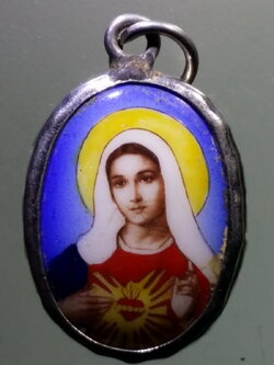 รหัสสินค้า เครื่องราง ล็อกเก็ต ภาพถ่าย 119 ล็อกเก็ตพระแม่มาเรีย สำหรับผู้นับถือศาสนา คริสต์ งานเก่าน่าสะสม