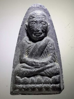 รหัสสินค้า หลวงปู่ทวด วัดต่างๆ 384 หลวงปู่ทวด เนื้อผงใบลาน หลังยันต์นะโมโพธิสัตโต ไม่ทราบปีที่สร้าง