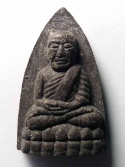 รหัสสินค้า หลวงปู่ทวด วัดต่างๆ 023 หลวงปู่ทวด วัดช้างให้ จังหวัดปัตตานี หลังยันต์ตัวหนังสือจม ไม่ทราบปีที่สร้าง