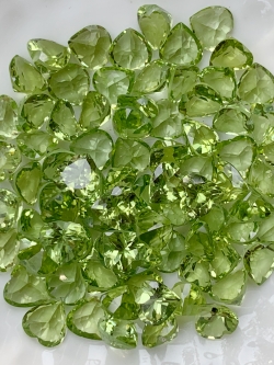 เพอริดอทหัวใจ 5 มม. 5 กะรัต