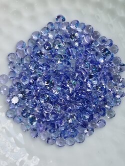 แทนซาไนท์กลม 3.0 mm. 1 กะรัต