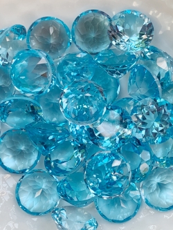 สกายบลูโทปาสกลม 10 มม. 1 เม็ด