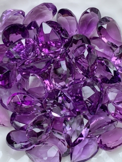 อเมทิสหยดน้ำ 10X7 มม. 1 เม็ด