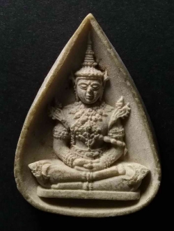 รหัสสินค้า อยุธยา 012 พระแก้วมรกต เนื้อผง ออกวัดใหญ่ชัยมงคล จังหวัดอยุธยา พระรายการนี้ให้เช่าบูชาแล้่ว