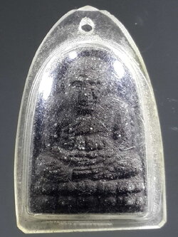 รหัสสินค้า หลวงปู่ทวด วัดต่างๆ 305 หลวงปู่ทวด วัดช้างให้ จังหวัดปัตตานี หลังยันต์นะเฉลียวเพชร ไม่ทราบปีที่สร้าง