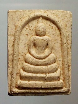 รหัสสินค้า พระสมเด็จ วัดต่างๆ 488 พระสมเด็จพิมพ์คะแนน หลวงพ่อผาด วัดไร่ อำเภอวิเศษชัยชาญ จังหวัดอ่างทอง พระรายการนี้ให้เช่าบูชาแล้ว