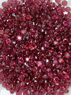 Rhodolite โรโดไลท์กลม 2.0 มม. 5 กะรัต