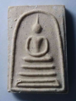 รหัสสินค้า พระสมเด็จ วัดต่างๆ 208 พระสมเด็จเนื้อผง วัดโพธาราม พระอารามหลวง อำเภอเมือง จังหวัดนครสวรรค์ สร้างปี 2542 พระรายการนี้ให้เช่าบูชาแแล้ว