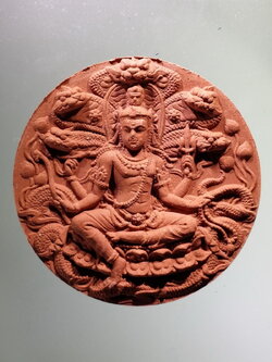 รหัสสินค้า จตุคามรามเทพ 057 จตุคามรามเทพ รุ่นมหาปาฏิหาริย์มั่งมีทรัพย์ เนื้อว่านแดง