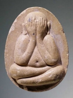 รหัสสินค้า พระปิดตา ทั่วไป 144 พระปิดตาเนื้อผงหลังยันต์ วัดชินวราราม จังหวัดปทุมธานี