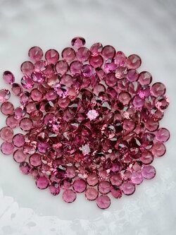 พิ้งค์ทัวมาลีนกลม 3.0มม. 1 กะรัต