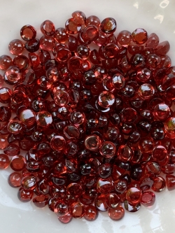 โกเมนกลมหลังเบี้ย 3.0 มม. 10 กะรัต