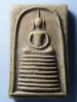 รหัสสินค้า พระสมเด็จ วัดต่างๆ 282 พระสมเด็จเนื้อผงหลังยันต์ค่ายกล วัดป่าเขาใหญ่ ตำบลหมูสี อำเภอปากช่อง จังหวัดนครราชสีมา รุ่นสร้างโบสถ์ พระรายการนี้ให้เช่าบูชาแล้ว