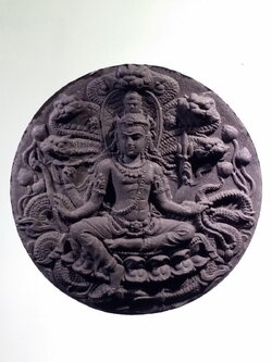 รหัสสินค้า จตุคามรามเทพ 809 จตุคามรามเทพ รุ่นมหาปาฏิหาริย์มั่งมีทรัพย์ เนื้อว่านดำ ขนาด 5.6 cm