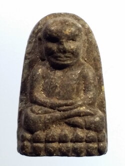 รหัสสินค้า หลวงปู่ทวด วัดต่างๆ 521 หลวงปู่ทวด เนื้อว่าน วัดห้วยมงคล จังหวัดประจวบคีรีขันธ์ พิมพ์พระรอดกลาง