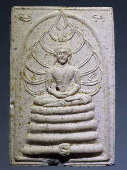 รหัสสินค้า พระไม่ทราบที่ 298 พระพุทธเนื้อผงปางสมาธิ ซุ้มใบโพธิ์ ไม่ทราบที่ พระรายการนี้ให้เช่าบูชาแล้ว