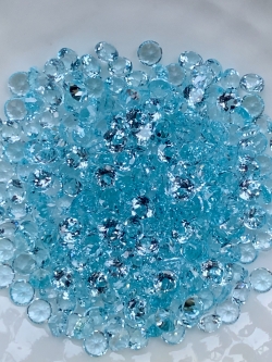 บลูโทปาสกลม 3.0 มม. 5 กะรัต