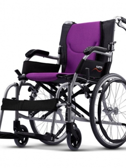 รถเข็นวีลแชร์น้ำหนักเบา อลูมินัมอัลลอยด์คาร์ม่า KARMA Ergo Lite2 (WheelChair KARMA Ergo Lite 2) เบาะกว้าง 18 นิ้ว ล้อหลัง 20 นิ้ว โครงพักเท้าสวิงเก็บได้ เคลื่อนย้ายผู้ใช้งานสะดวก น้ำหนักเบาพิเศษ 10. 5 กก. ของแท้ รับประกันศูนย์ไทย 5 ปี (รุ่นยอดนิยม)