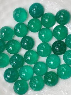 โมรากลมหลังเบี้ย 8 มม. 20 กะรัต