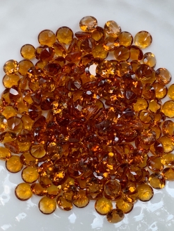 ซิทรินเข้มกลม 3.5 มม. 5 กะรัต