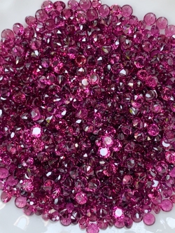 Rhodolite โรโดไลท์กลม 2.0 มม. 1 กะรัต