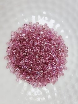 พิ้งค์ทัวมาลีนกลม 1.8 mm. 1 กะรัต