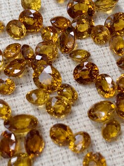 มาลีการ์เนต 48.10 กะรัต