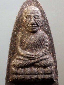 รหัสสินค้า หลวงปู่ทวด วัดต่างๆ 205 หลวงปู่ทวด หลังพระบรมธาตุนครศรีธรรมราช รุ่นเสาร์ 5 เตารีดหัวมน พิมพ์ใหญ่