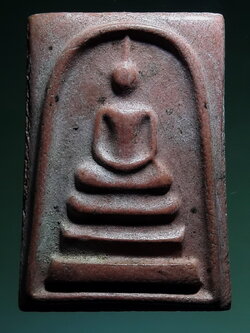 Antig FB 12686 พระสมเด็จเนื้อผงผสมว่านสบู่เลือด วัดม่วงขาว