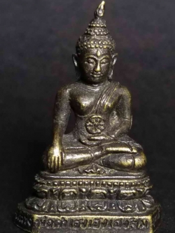 รหัสสินค้า พระกริ่ง พระหล่อ 015 รูปหล่ออุดกริ่ง พระพุทธหลวงพ่อดำ เฮงเฮงเฮงสัมฤทธิ์