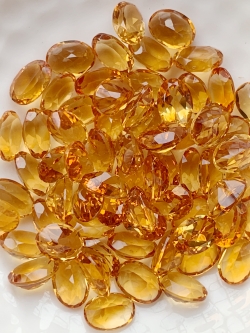 ซิทรินไข่ 7X5 มม. 5 กะรัต