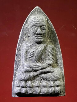 รหัสสินค้า หลวงปู่ทวด วัดต่างๆ 150 หลวงปู่ทวด วัดช้างให้ จ.ปัตตานี ไม่ทราบปีที่สร้าง เนื้อผงใบลาน หลังตัวหนังสือนูน