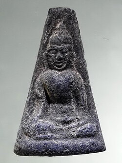 รหัสสินค้า พระเนื้อดิน ผง ว่าน 10446 พระผงสุพรรณ เนื้อดินเผา ผงใบลาน หลวงปู่สมบุญ วัดตม จ.ปราจีนบุรี