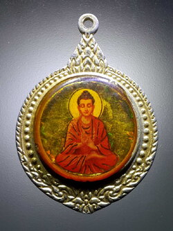 รหัสสินค้า เครื่องราง ล็อตเก็ต ภาพถ่าย 099 ล็อกเก็ตพระพุทธเจ้ามหาศาสดาโลก หลังพระอาจารย์ยันตระ อมโร