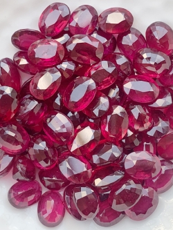 ทับทิมเผาใหม่โทนแดงไข่ 8X6 มม. 1 เม็ด