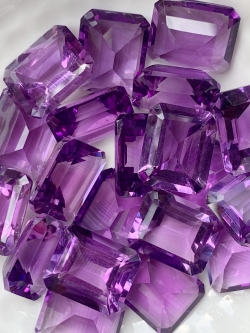 อเมทิสสี่เหลี่ยม 10X12 มม. 1 เม็ด