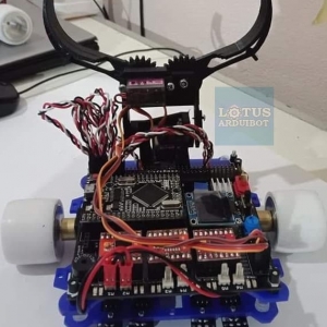 การใช้งานหุ่นยนต์เพื่อการเรียนรู้ Lotus Mega Bot V1
