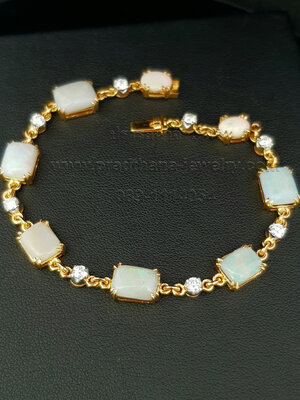 สร้อยข้อมือโอปอลคั่นเพชร