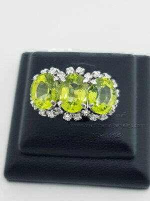 แหวนโบราณเพอริดอทประดับเพชร