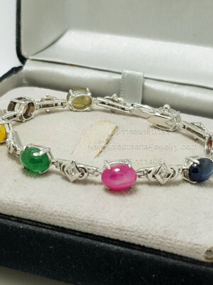 สร้อยข้อมือนพเก้าโบราณ