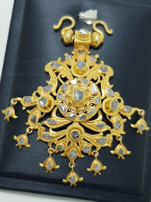 จี้อุบะเพชรซีกตุ้งติ้ง