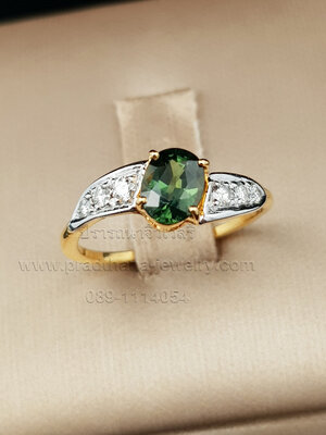 แหวนเขียวส่องก้านเพชร